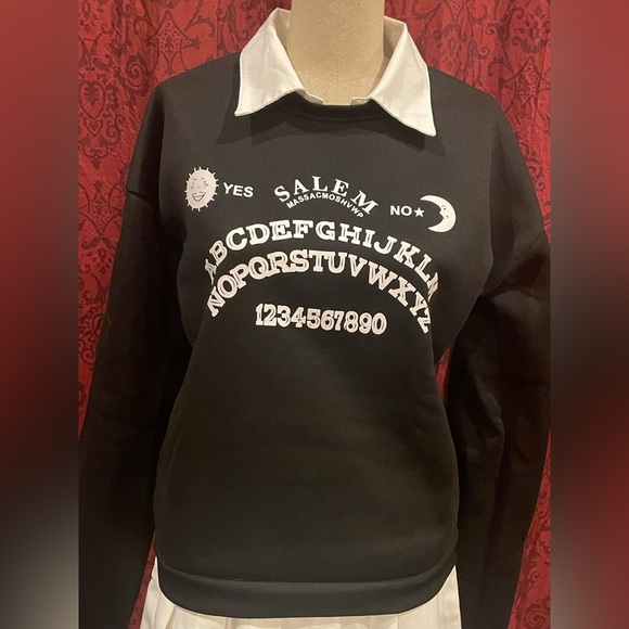 Salem Ouija Board Sweatshirt With Removable White Collar Women’s Size S - Picture 2 of 8